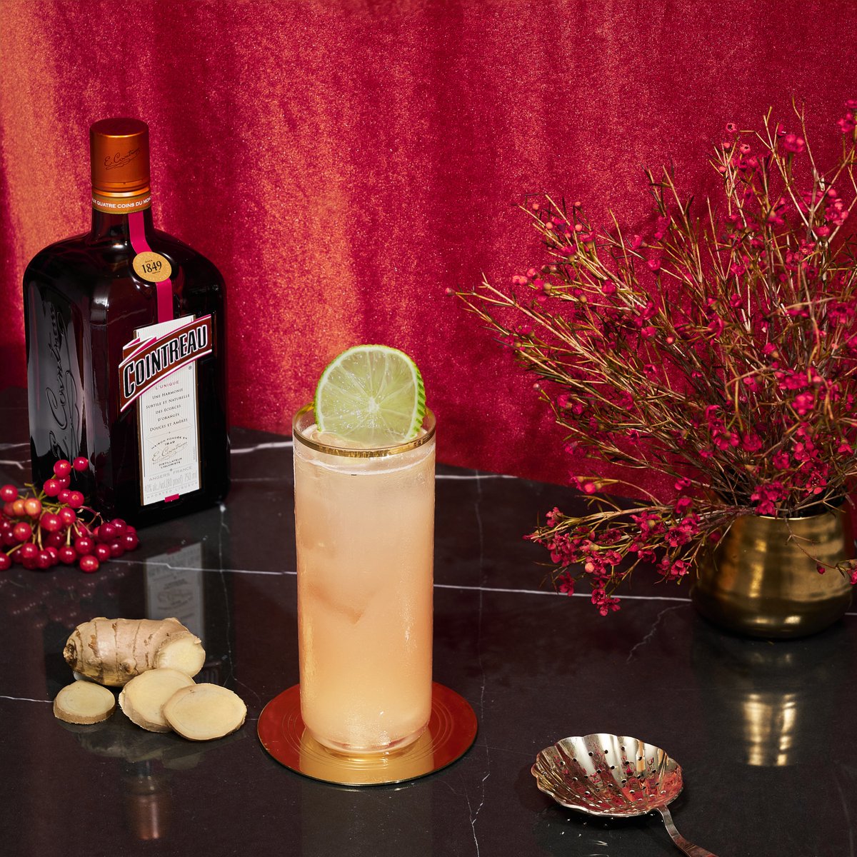 Cointreau (@cointreau_us) on Twitter photo You know we love a classic Cosmopolitan, but sometimes we like to switch it up. This season, we’re introducing recipes that include spirit alternatives so there’s something for everyone. Check out our “Cosmopolitan” Highlight (instagram.com/cointreau_us/) for some new classics. You know we love a classic Cosmopolitan, but sometimes we like to switch it up. This season, we’re introducing recipes that include spirit alternatives so there’s something for everyone. Check out our “Cosmopolitan” Highlight (instagram.com/cointreau_us/) for some new classics.