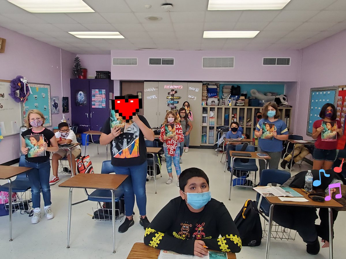 RubioClass's tweet image. A guest reader and a drama lesson covering the Suffrage Movement from @Scholastic. It was a good Wednesday @Southside_AISD