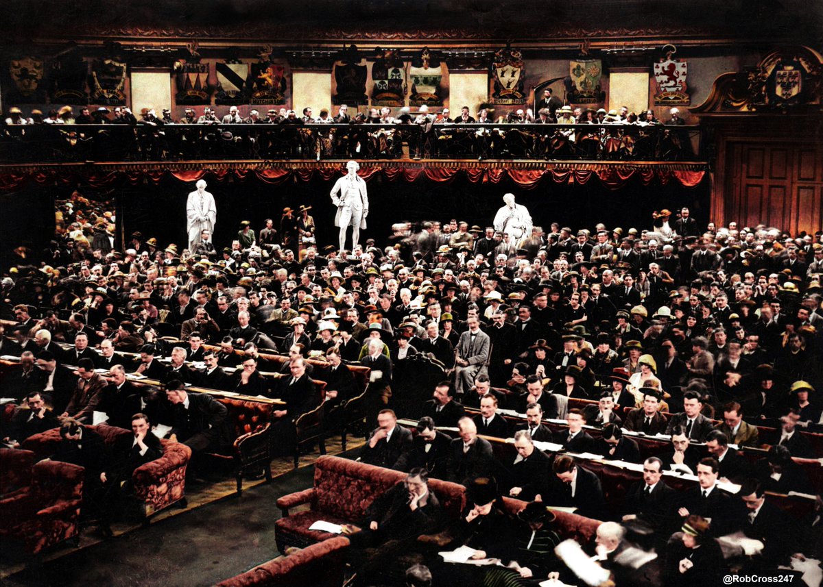 Bringing #Ireland's History to Life. 🇮🇪 My restored and colourised 1921 photo of a Dáil Éireann meeting in the Mansion House on Dawson Street in #Dublin. The August sessions centered around negotiating a framework for the meetings in London which eventually delivered the Treaty.