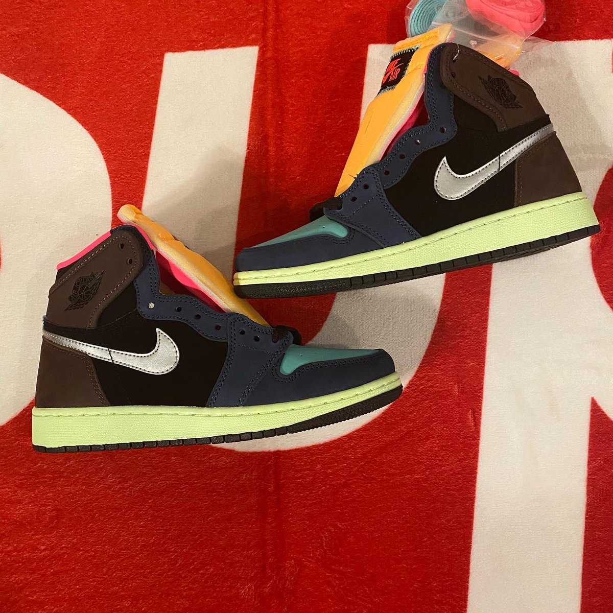 Overratedplug's tweet image. Air Jordan 1 Retro Tokyo Bio Hack 🔥📦

#OverRated | The Best