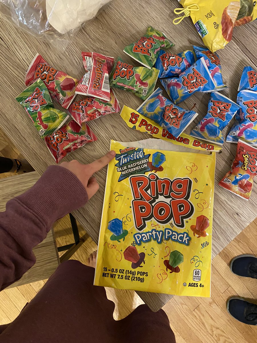 samxramsden's tweet photo. I am now sad because @RingPopOfficial falsely advertised and I am now not eating a TWISTED BLUE RASPBERRY WATERMELON RING POP https://t.co/P5wPsmlJVm