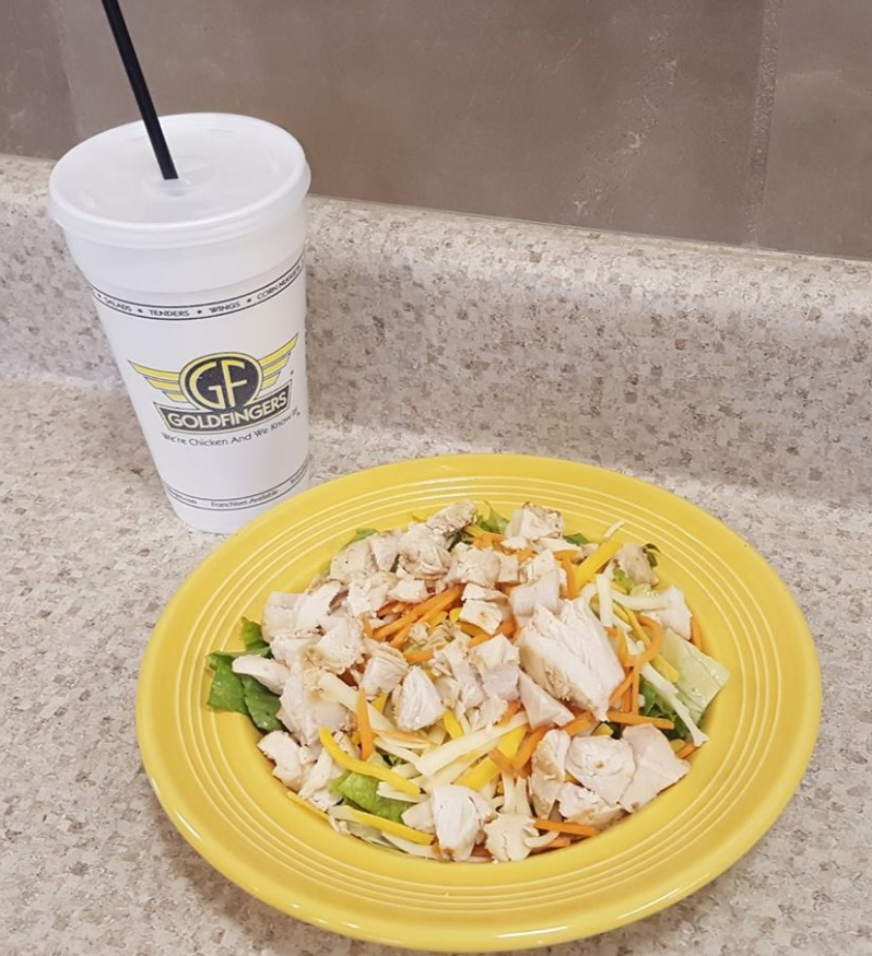 GFSaraland's tweet photo. Wanting to keep it on the healthy side? 😉 We've got a SALAD for you! 🥗 Who knew a salad could taste this good? 😄 #ItsGolden https://t.co/dcXjymzzGf