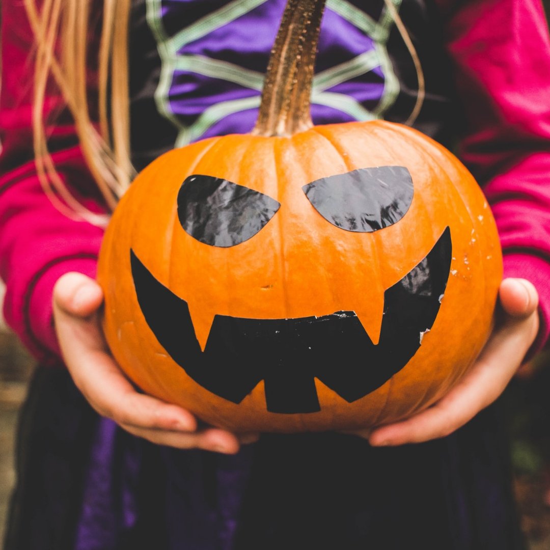 MarriottBuckhd's tweet photo. Join Atlanta Zoo for the return of Atlanta’s favorite fun family Halloween #festival, Boo at the Zoo! Enjoy the whimsical Zoo Boo Town adventures on five select days, October 17, 18, 24, 25, 31. Create special #memories for your family this #Halloween! https://t.co/EkuR35V4be https://t.co/LezwHRAfwb