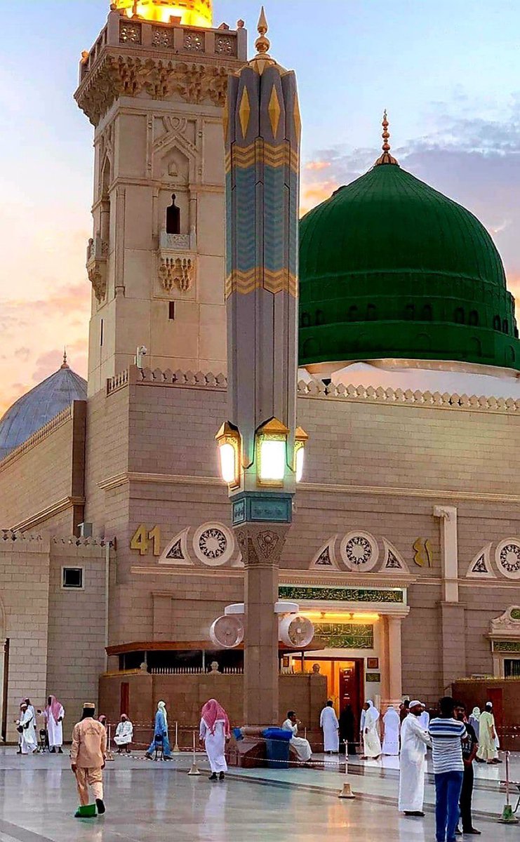 AlmadeniKsa's tweet photo. #إسال_أهل_المدينة
 #المدينه_المنوره
#ايفون12 
#الحرم_النبوي 
#ديوانيه_المدينه 
#تسميم_قطط_المدينة_المنورة https://t.co/xO5rxqOPwZ