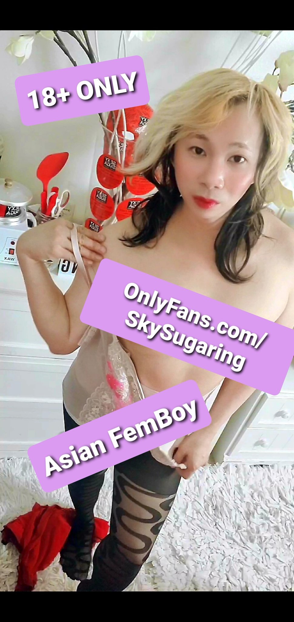So Hot Beautiful..let me suck https://t.co/m2hc9Z6QJ0