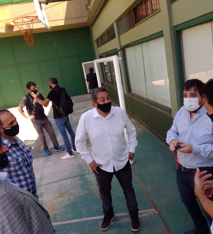 Gran jornada junto al Intendente @fernandomoreiraok y Dirigentes de la AAT <a href="/MarianoZabaleta/">Mariano Z </a> , <a href="/mvassalloa/">Martín Vassallo Argüello</a> , @cesfrancis y presidentes de clubes de San Martin pensando siempre nuevas propuestas para el tenis