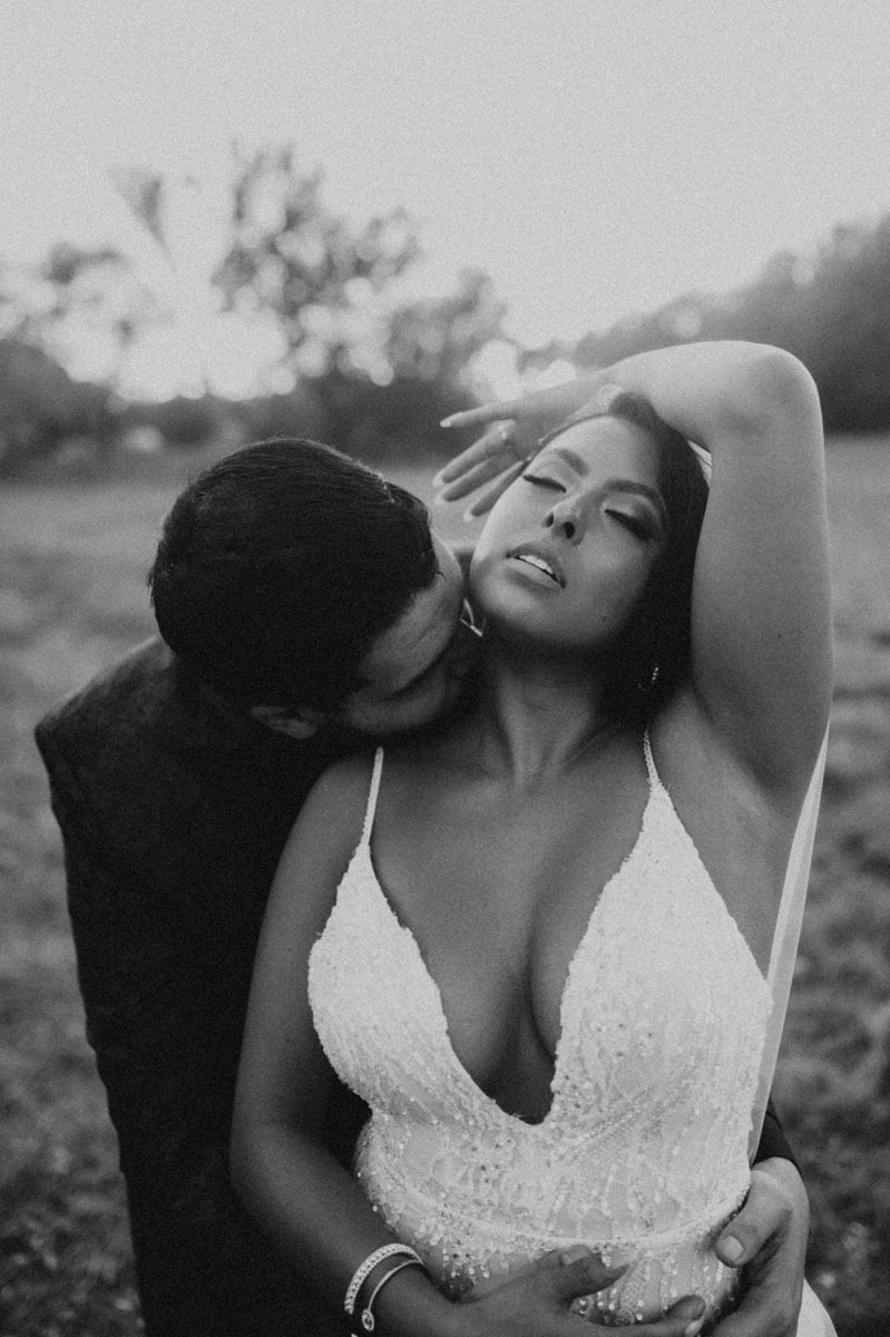 I love you, baby, and if it’s quite all right
I need you, baby, to warm these lonely nights 🤍