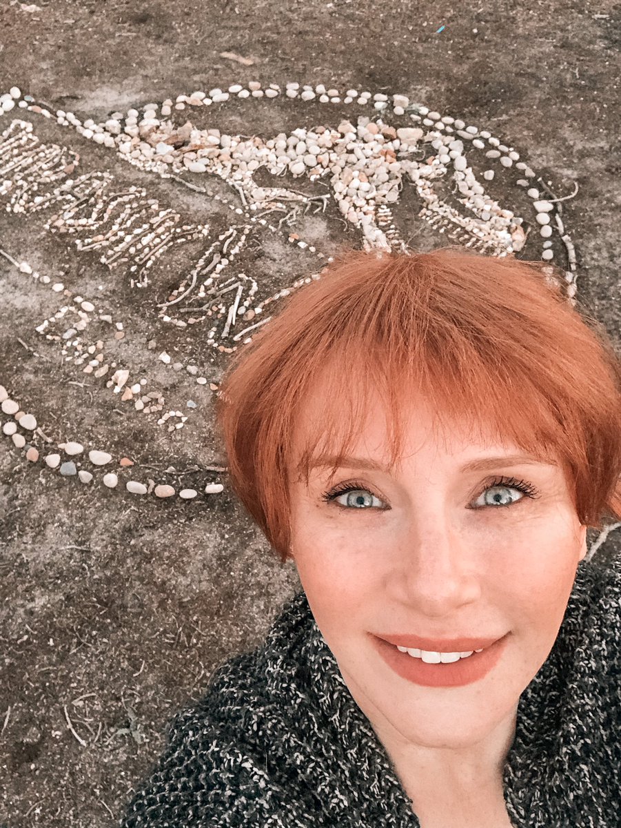 BryceDHoward's tweet image. Happy #NationalFossilDay from #JurassicWorld ☺️