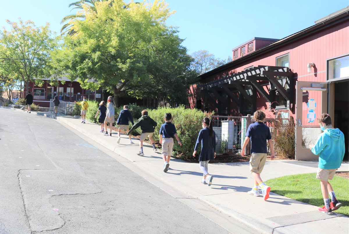 Today was a big day for the Seven Hills community! We welcomed back Kindergarten, 4th &amp; 8th grade students (&amp; their classmates tuning-in from home) as part of our phased-in transition to in-person learning. We’re all ready to do our part to keep our community healthy and safe.😷