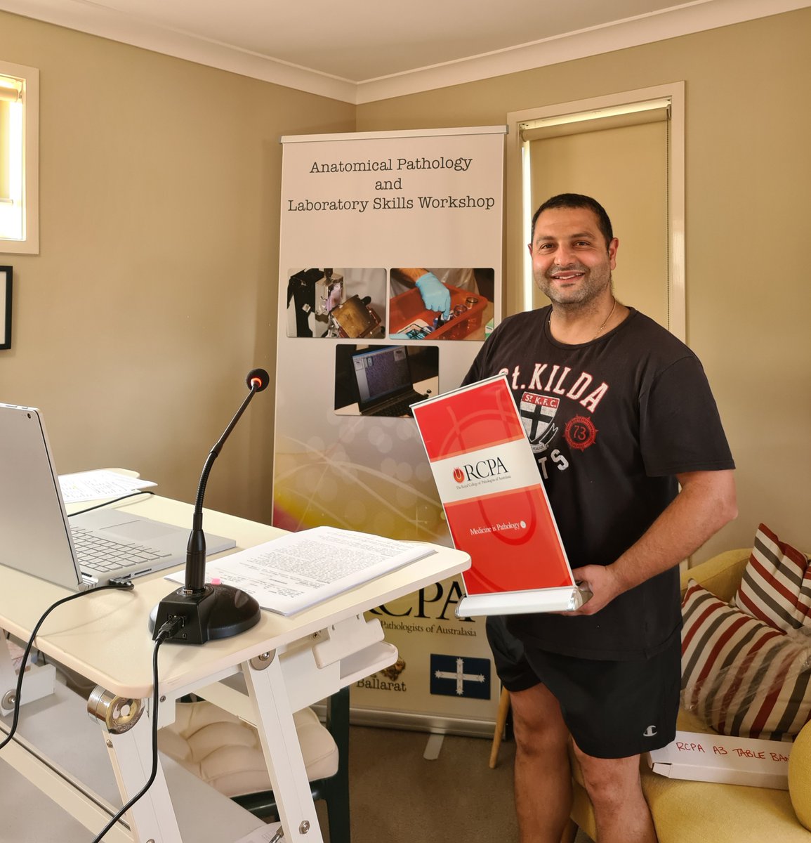 #RCPA Scientific Convenor Dr Simon Nazaretian is ready for the Anatomical Pathology &amp; Laboratory Skills Workshop! Over the next 3 days, this long standing &amp; highly regarded course will run virtually for the first time. We look forward to welcoming 30+ AP Trainees #APLS