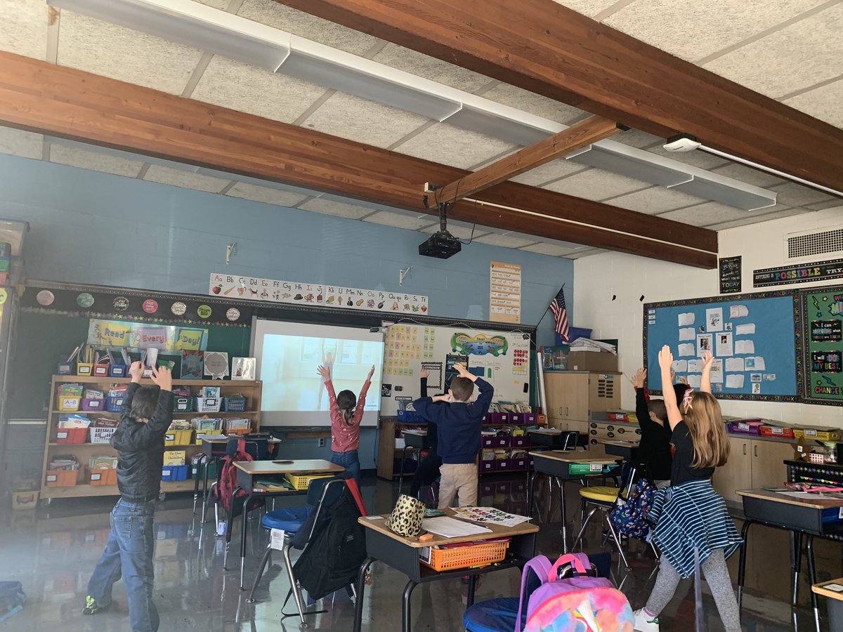 PrincipalWhite7's tweet photo. Mrs. Dunning’s kiddos practicing their yoga poses... Warrior 1, 2, and 3! They are WARRIORS and will channel this energy when they struggle with something! @Carmelschools @Kent_Elementary #socialemotionallearning #SEL @joesimoni11 🧘🏼‍♀️🧎🏾‍♂️💆🏾‍♀️ https://t.co/DqxBAHMAXp