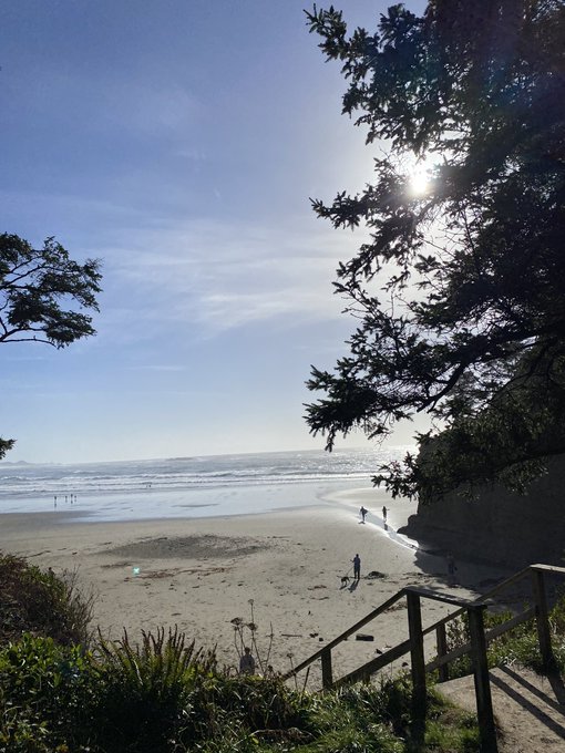 1 pic. little glimpse of heaven ? https://t.co/g6Gn6px7ZA