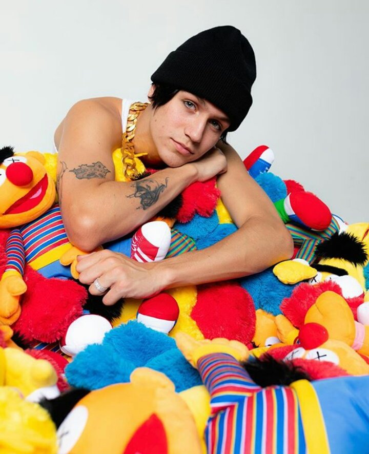 open this thread  @xlilhuddy <3