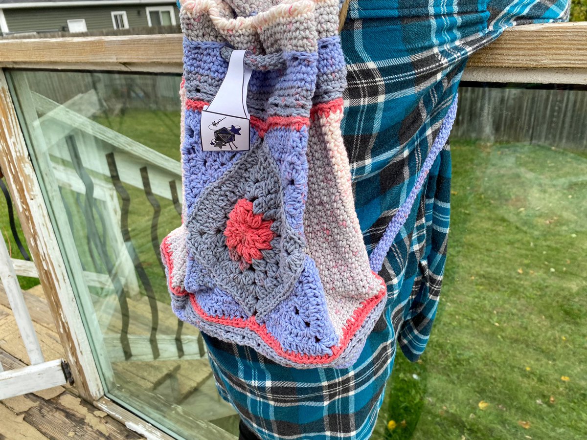 D2Handmade's tweet photo. Late item of the day post! These cute cotton drawstring backpacks are forty dollars each! Currently are one of a kind items. If you are interested in one of these bags visit https://t.co/T2pakAvJgs.  #handmade #crochet #cute #cottagecore https://t.co/iYvR9KvO6i