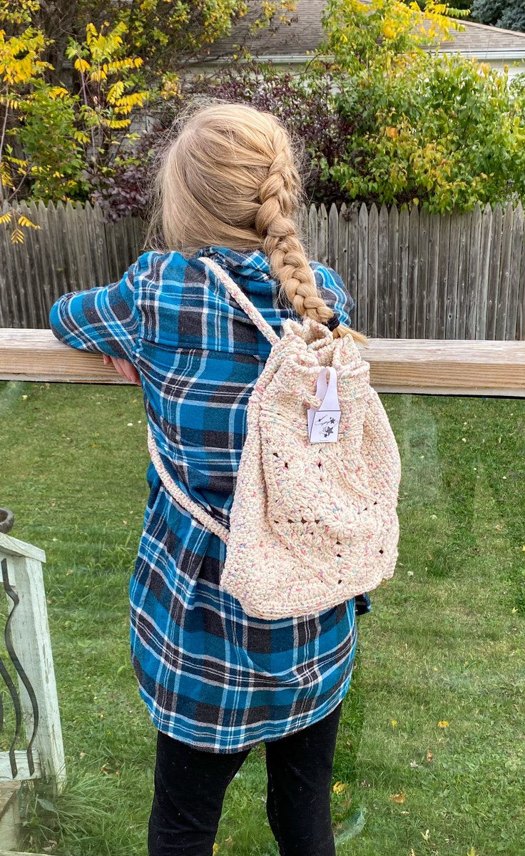 D2Handmade's tweet photo. Late item of the day post! These cute cotton drawstring backpacks are forty dollars each! Currently are one of a kind items. If you are interested in one of these bags visit https://t.co/T2pakAvJgs.  #handmade #crochet #cute #cottagecore https://t.co/iYvR9KvO6i