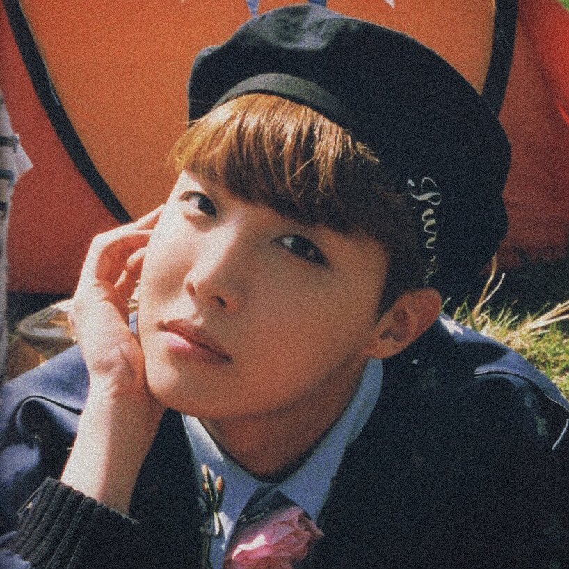 archiveforhobi's tweet photo. “even if the attention isn’t forever, i’ll keep singing” https://t.co/4jOqd3VUNZ