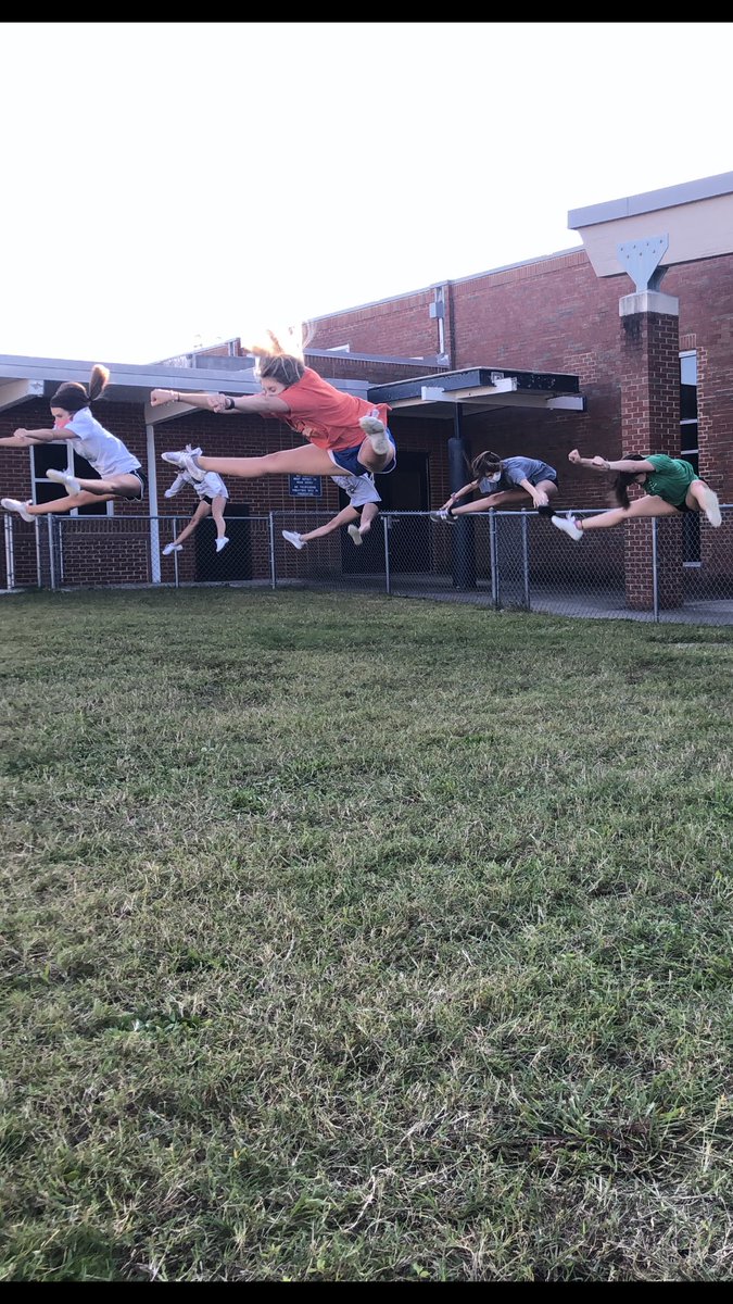 MHS_Cheer_'s tweet photo. Conditioning, jump drills, cheers, tumbling, kick drills! Our MHS Cheerleaders are working hard in preparation for their season📣 https://t.co/D4uSSb2Myd