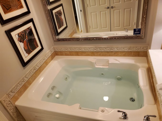 Bath time.  Who wants to join me?  Come join me on https://t.co/y2yth4c7Ke https://t.co/cMZllvqdNe