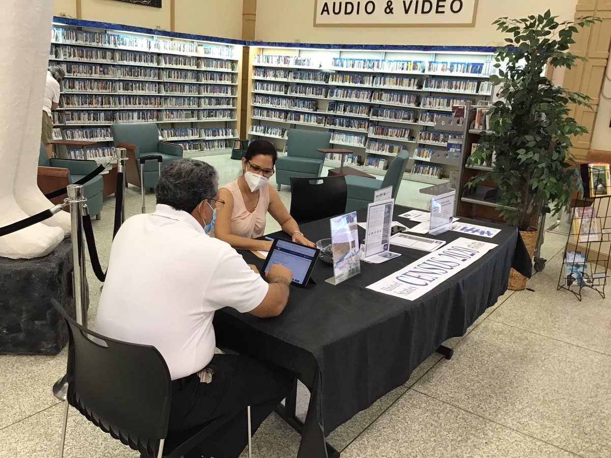 HIALibraries's tweet image. Throughout the months of Jun,Jul,Aug,Sep,and Oct @HIALibraries have been able to assist Hialeah residents to complete the #2020Census . For more information visit: facebook.com/18450848492115…
 #CensusRapidResponseNLC #CountOnLibraries #becountedhialeah #hialeahcounts