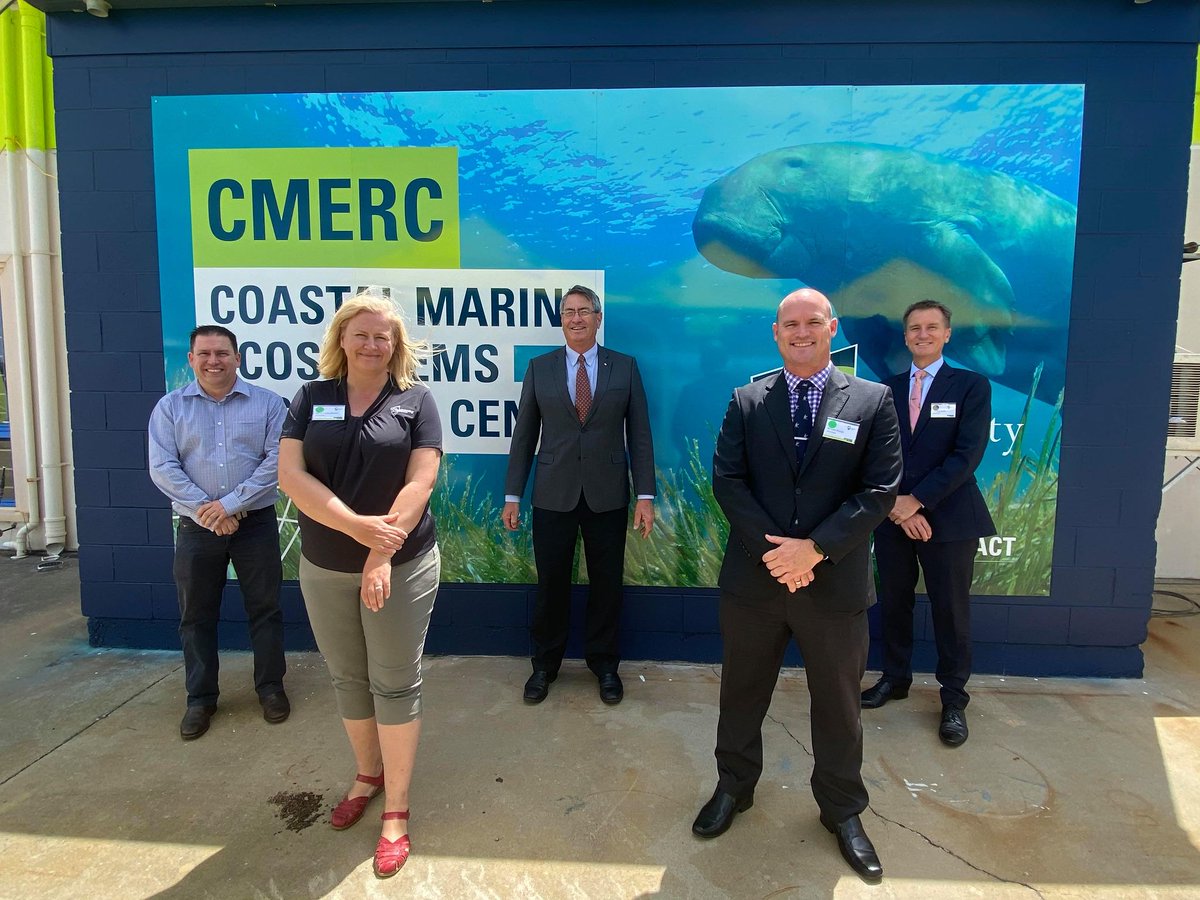 Wonderful to officially open the @CQUni Coastal Marine Ecosystems Research Centre in #Gladstone yesterday. This facility is developing #research with real-world impact for the benefit of our communities, industries and environment! #environmentalscience