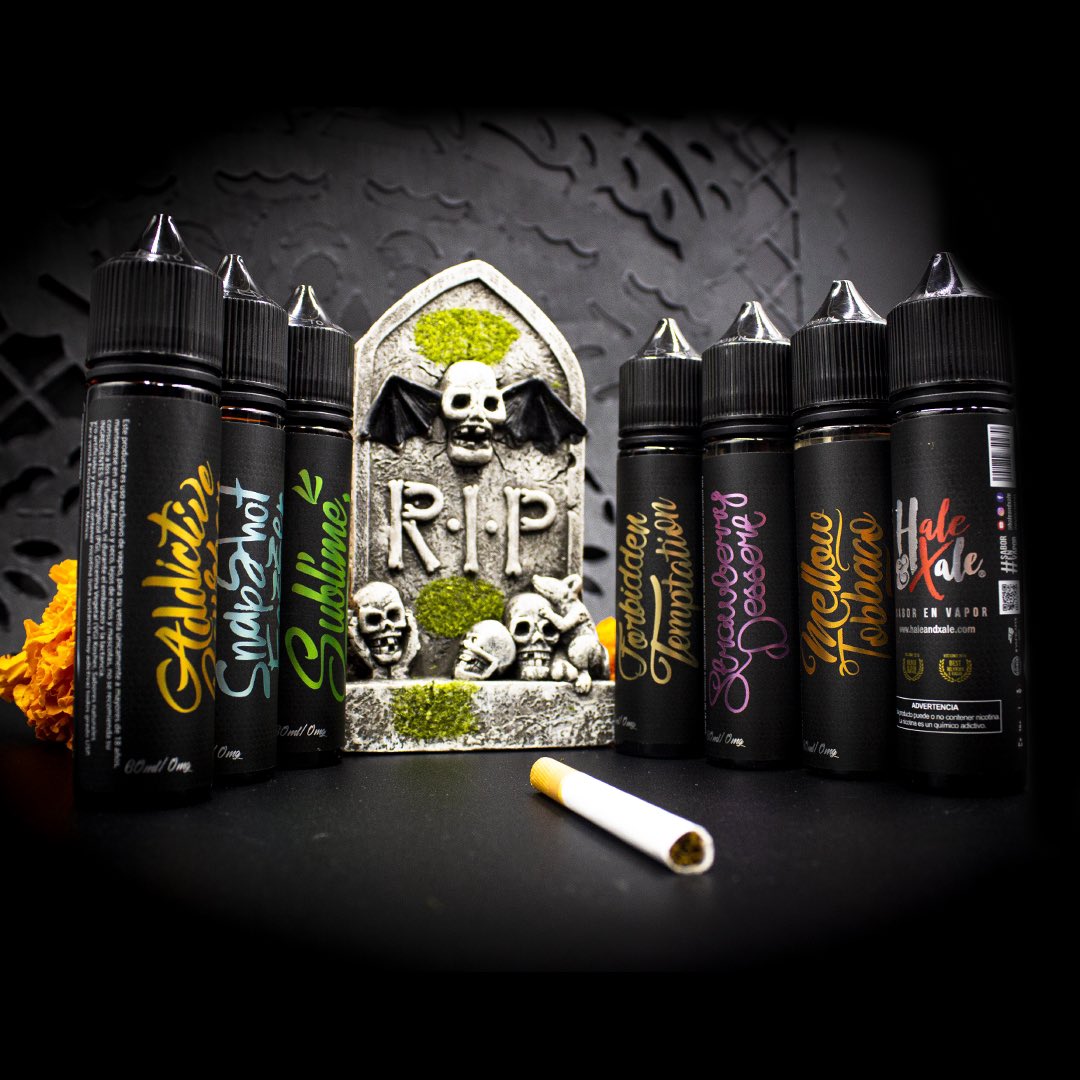 HaleXale's tweet photo. RIP para el cigarro, si al Vapeo
#dejadefumar #yosicreoenelvapeo #haleandxale #vapeamx #saborenvapor https://t.co/dksboDLqOe
