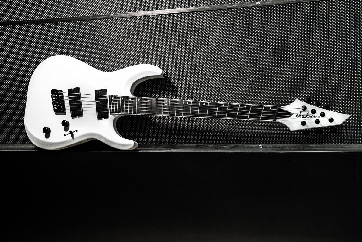 JacksonGuitars's tweet image. Limitless. Jackson® Pro Series Dinky™ DK Modern HT6 MS #new #limitless #multiscale #hardtail #DKModern bit.ly/2ROq1nv