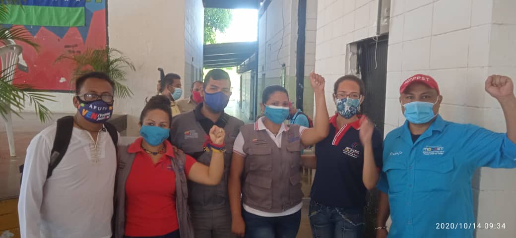 InpsaselA's tweet photo. Hoy, Maravillosa estuvo nuestra juramentación como Comando de Campaña Dario Vivas, sector Trabajador@s junto a los candidatos y candidatas de la Patria del Estado Apure. @NicolasMaduro @eduardopiate2 @geovannireuma @Inpsasel_vzla https://t.co/cBfl7zeIu7