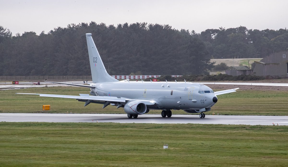  QRA temporarily relocated to Leuchars Station at the end of July while the intersection of the two runways at RAF Lossiemouth was resurfaced. The first Typhoon touched down on the new surfaces this Monday, followed on Tuesday by one of the RAF’s first Poseidon MRA1.10/ #QRA