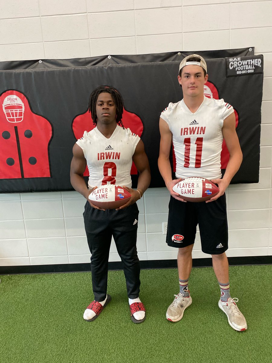 IrwinCoFootball's tweet photo. Players of the game vs Brooks County

Offensive: RB Kam Ward @kamwardbig8 🔥🔥

Defensive: DE Eli Roberts 🔥🔥 https://t.co/hdRCSE4WZK
