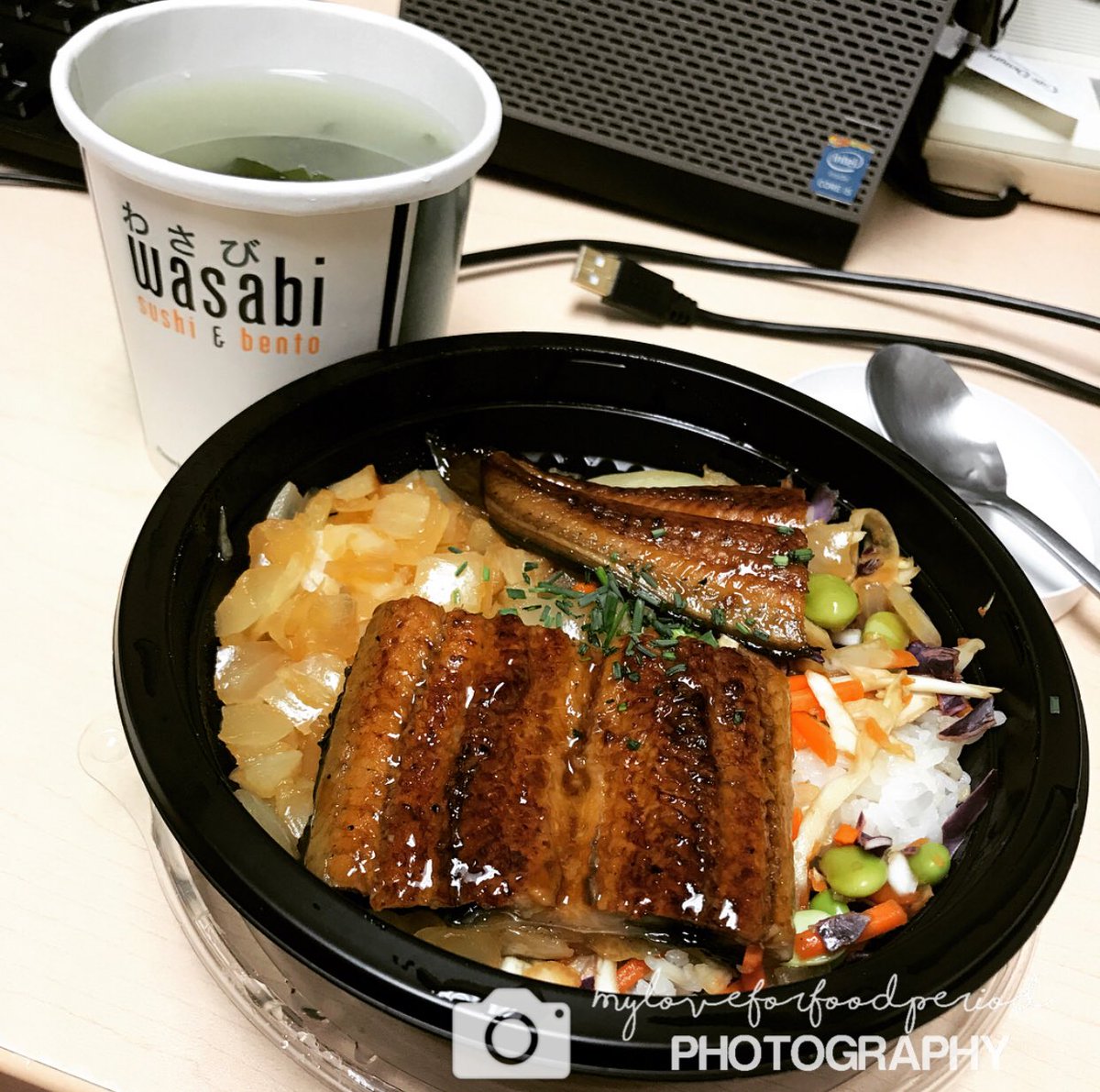 TheYumPost's tweet photo. 📌Wasabi located at NY Penn, i grabbed my usual #grilledeel #ricebowl #misosoup so satisfying😋 #foodphotography #foodie #foodiesofinstagram #foodlover #foodvlogger #foodpics #foodnyc #foodaholic #supportmypage #eatlocal #foodnetwork #asianfood #tasty #supportmypage #trending https://t.co/YGEp3dgjn5