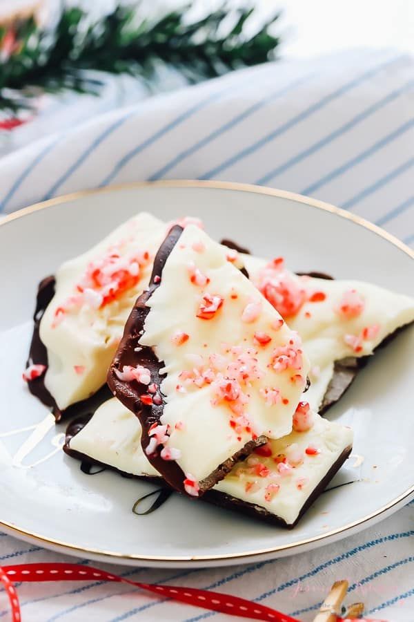 jessinkitchen's tweet photo. Here are my 15 Favourite #Christmas #Dessert #Recipes for the holiday season! They’re perfect for so many occasions – from a quick treat to an impressive dessert, and all taste absolutely divine! #holidayrecipes 
https://t.co/seox0SlhLP https://t.co/skN2eAH0cq