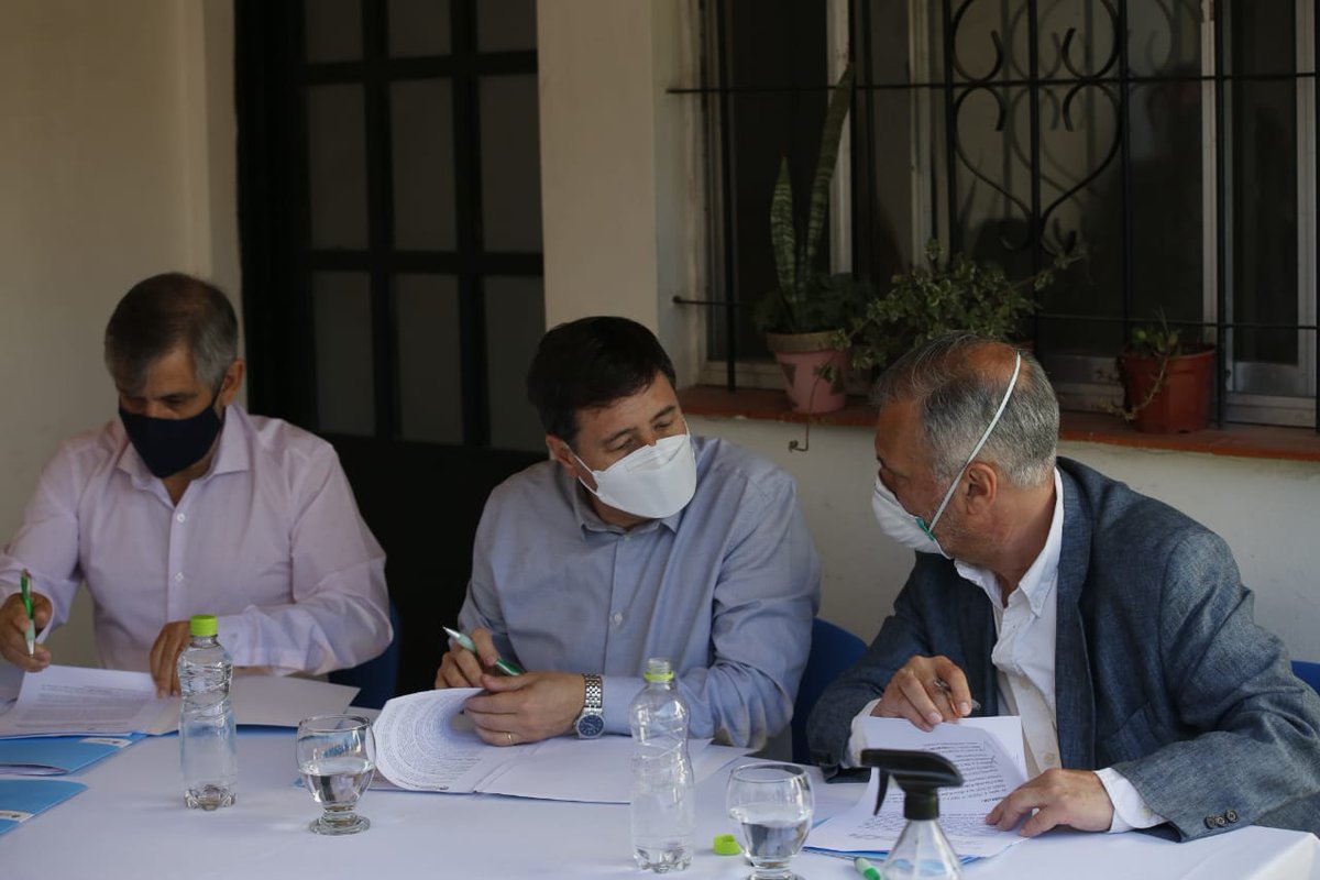 nicfalcone's tweet photo. Junto a @lernergabriel acompañamos al Ministro Nacional @LicDanielArroyo a #Chivilvoy Allí firmamos convenios con el Intendente para acompañar económicamente, desde el Estado Nacional, el espacio de Infancia Municipal "Estrellita de Belén". #PrimeraInfancia https://t.co/TFHMgMZ337