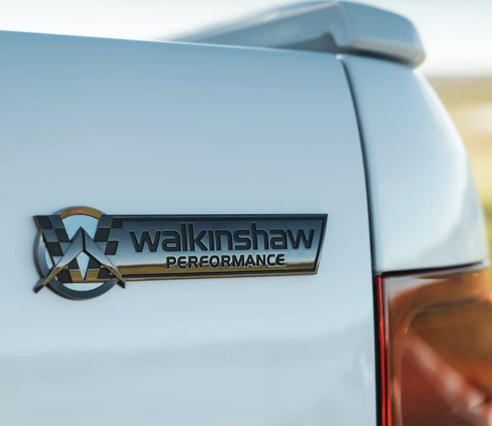 joelstrickphoto's tweet photo. Cool new project created by #volkswagenaustralia & @WalkinshawPerf called the #Amarok #W580. Features Walkinshaw tuned suspension, 20 x 9 inch 'Clayton' alloy wheels, Pirelli scorpion 275 / 50 R20 tyres, custom decals and bodywork, Tuned Exhaust. Orders open Dec 1 #amarokW580 https://t.co/7cMZsiMpEC