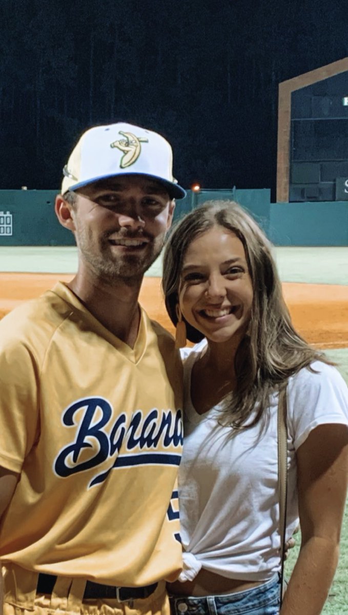 charityanne12's tweet photo. how it started vs how it’s going!!

still baseball. still us. 🤍 https://t.co/wDSsJLVLva
