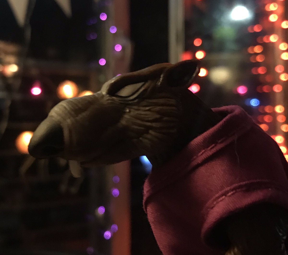 Huh. Never noticed this as a kid. @super7store #TMNT https://t.co/Wt9GhDVK2X