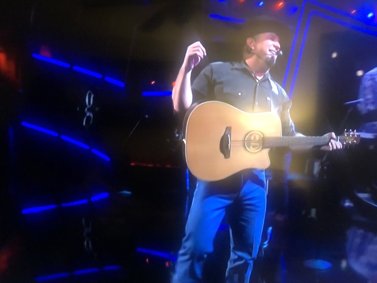 rpdeleon's tweet photo. Had to do a double take watching #bbmas Chris Gaines is so versatile! Oh, it’s just a guy name @garthbrooks https://t.co/tOvF7OSWlt