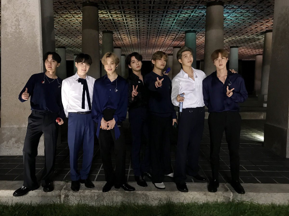 Stob_it_Ddaeng's tweet photo. I have yet another reason to love @jimmyfallon / @FallonTonight they didn’t make you wait until the end of the show for @BTS_twt 😑
I miss #btsweekonfallon 🥺 https://t.co/aAlKcOHHnN