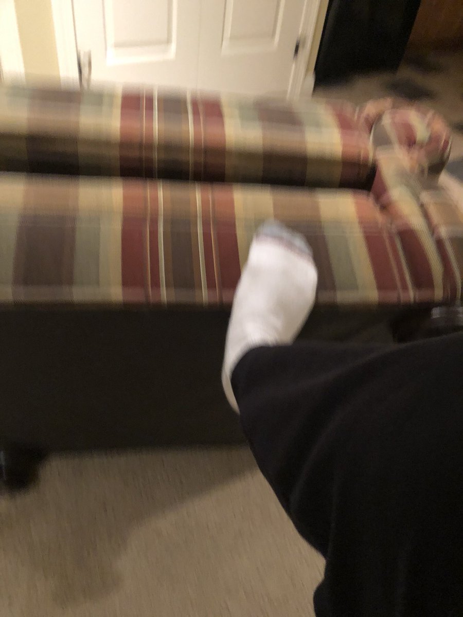 CaucasianJames's tweet photo. this chair’s been pissing me off all night https://t.co/mqa1uVYZTa