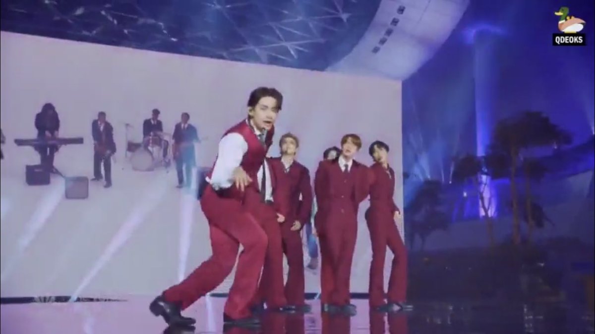 madi⁷ 😈💜 tweet media