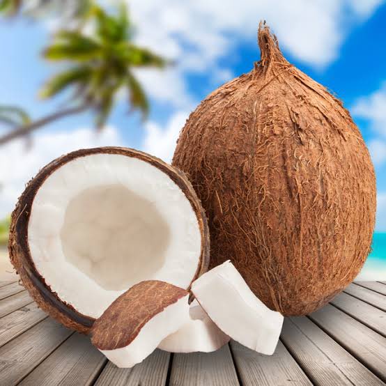 Coconut water helps in relieving problems related to the urinary tract, intestines and kidneys. It is full of minerals, vitamins, nutrients, sugars and all other natural fluids needed for nourishment of body.  @harshasherni  @desi_thug1  @AlpaChauhan_  @VikasSaraswat  @chitrapadhi