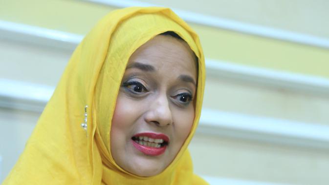 Paras Christine Panjaitan vs Marissa Haque di Masa Muda &amp; kini.
Mana yg lebih cantik ?

Christine Panjaitan👉Rt
Marissa Haque👉Lk