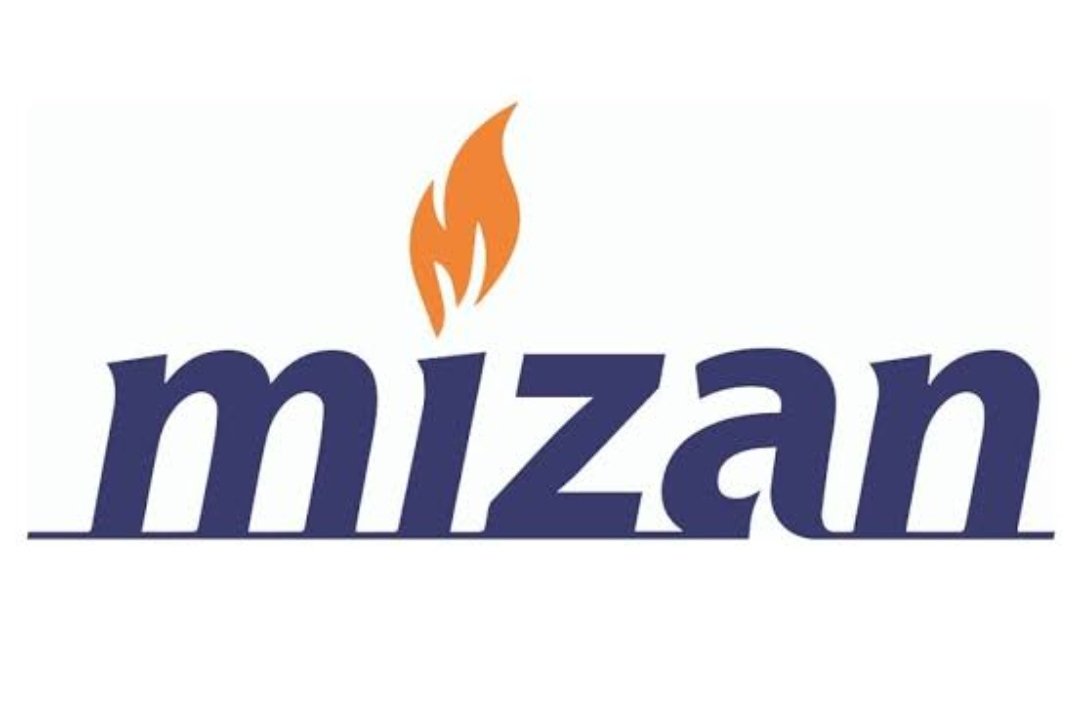 Mizan Group berada di ambang pergantian generasi. Saya sdg mencari orang muda berkarakter adaptif utk dipersiapkan menjadi CEO baru Mizan. Apakah Anda org yg saya cari? #CEOMizan