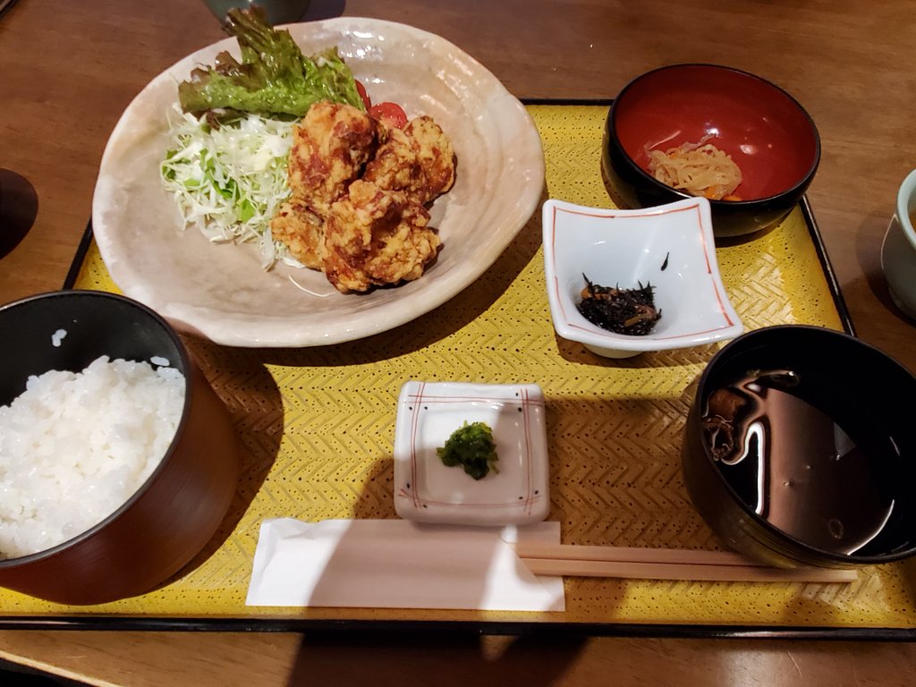 jomb's tweet photo. 唐揚げ https://t.co/R5FflKtTNt