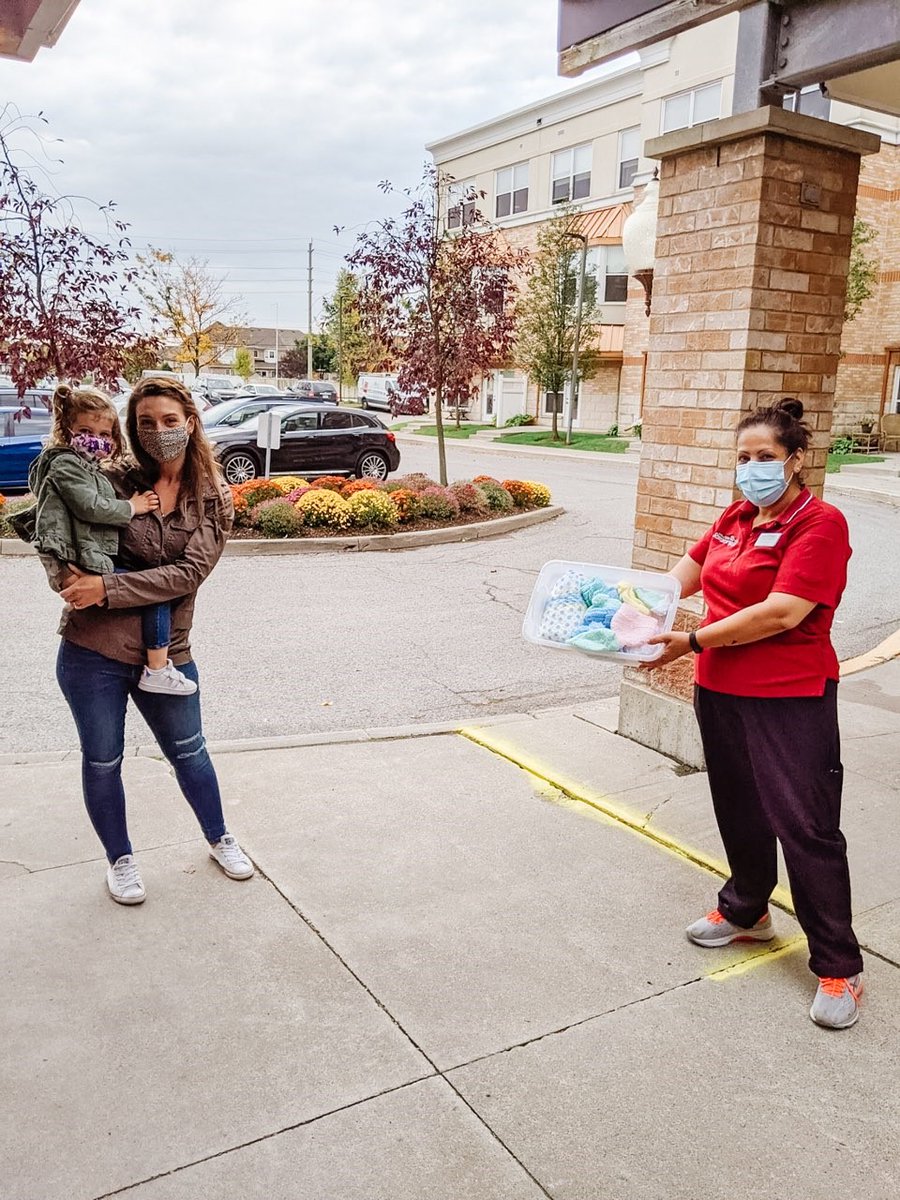 Taunton_Mills's tweet image. Khaleda, Recreation on our Dunlop Neighbourhood heard word from #LakeridgeHealth Oshawa, that the NICU was in need of hats small enough for a premature baby. She heard the call &amp;amp; her residents made &amp;amp; donated the first batch of the smallest and cutest little hats! #Thankyou