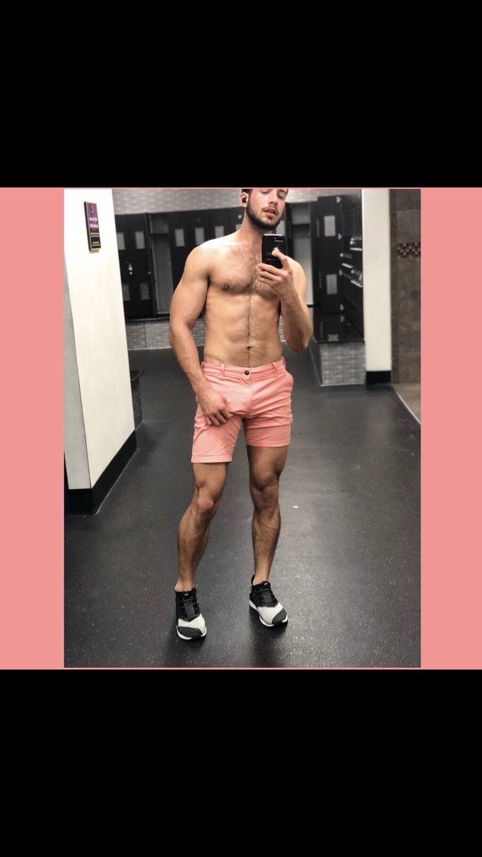 AlexisMontoyaG's tweet photo. Rosadito 🥵 #gay #gaytwit #PlayBoyMansion #playboy #cuban #gym @JeffreeStar @jamescharles @ https://t.co/y6qvLFBbg7