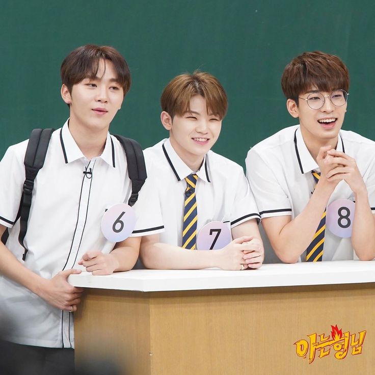 bonus: @pledis_17 #SEVENTEEN https://abs.twimg.com/hashflags... draggable=