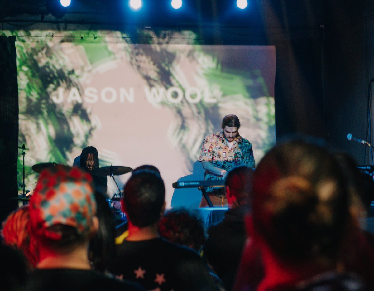 throwback to when i pulled up to <a href="/HYPNOTHESIS/">Hypnothesis</a> with a camera 📸 

i rly miss shows 😔