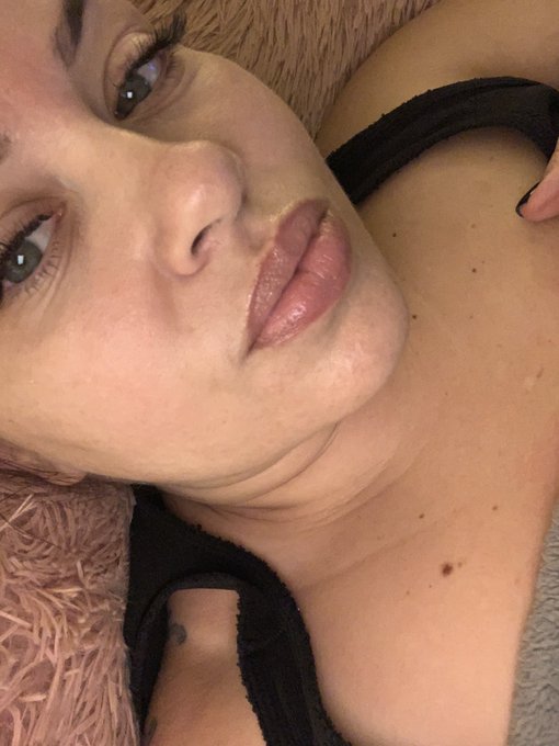 Should I get lip filler? https://t.co/lqttorVGAH