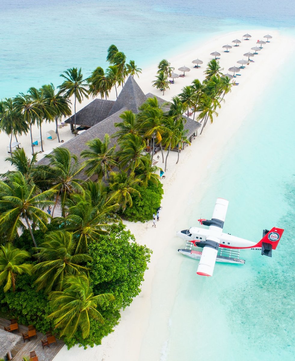 I fancy a bit of a trip on a seaplane again, I loved it on our transfer from Male International airport to our island in The Maldives.
Have you been?

Photo by Shifaaz shamoon on Unsplash unsplash.com/photos/qtbV_8P… #tbt #throwbackthursday #motivation #inspiration #thursdaythoughts