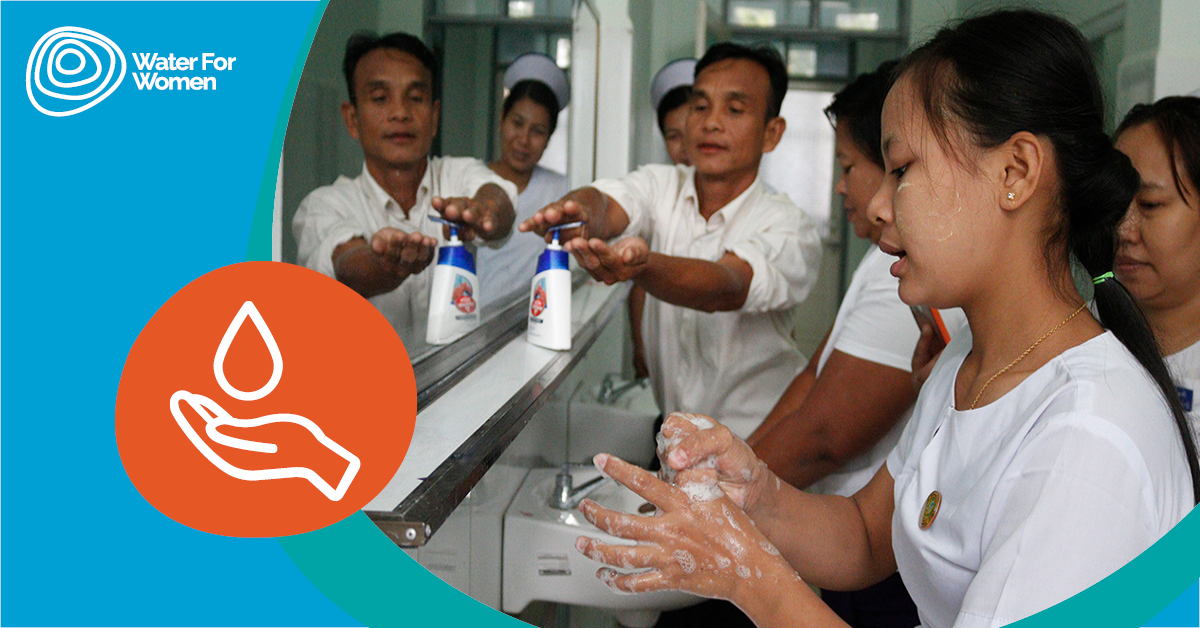 _waterforwomen's tweet image. #Handwashing = a simple &amp;amp; effective way to prevent disease &amp;amp; death. Our partner @WaterAidMM has created the innovative #TEACHClean program to ensure healthcare workers and all frontline staff are💦🧼🙌 right.

RM: bit.ly/2HaE9Fd

#WASHvsCOVID
#PartnershipsforRecovery